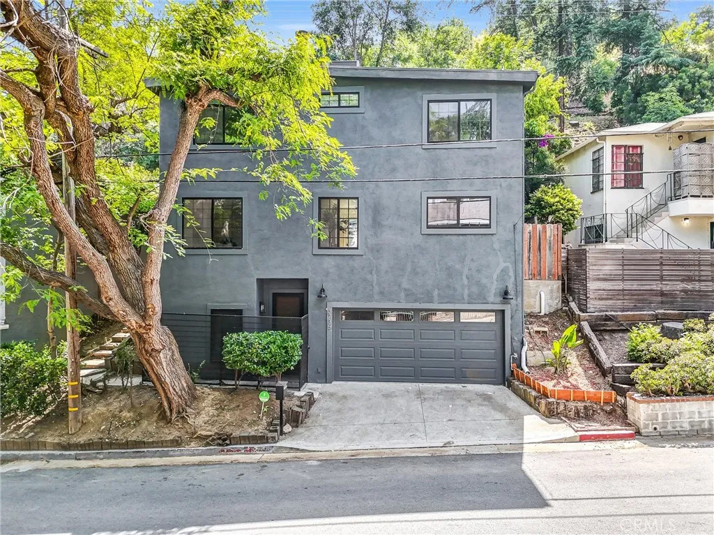 Los Angeles, CA 90065