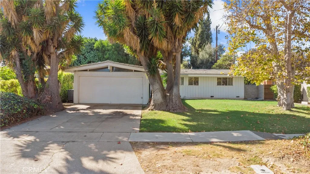 Santa Ana, CA 92706