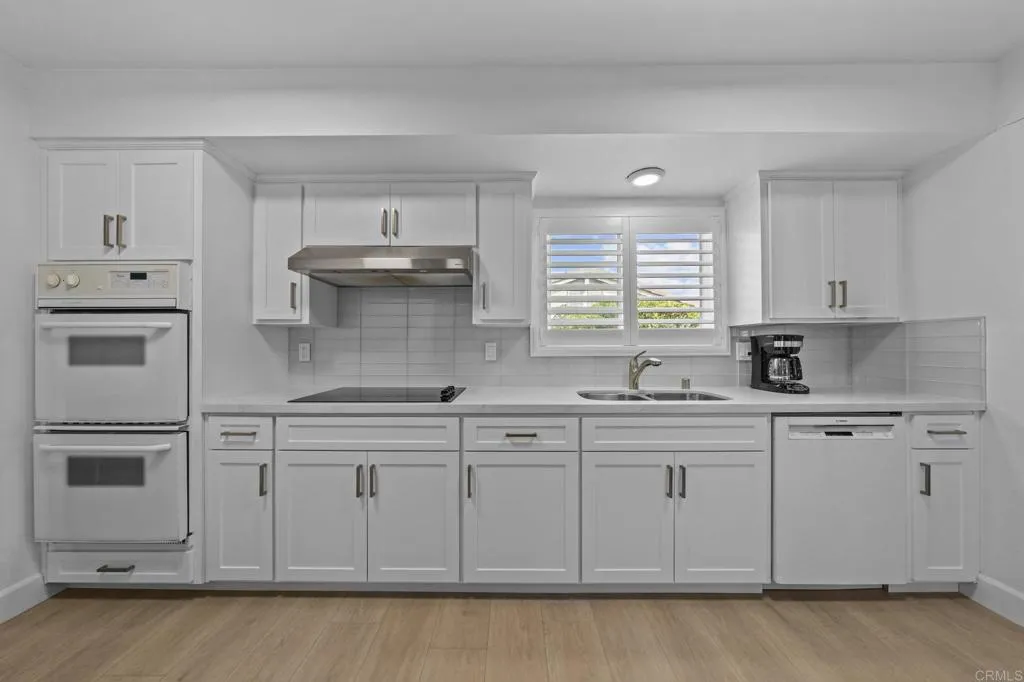 https://cdn.realtyfeed.com/cdn/127/306565675/22f09309e4fc4d89eb45a4927210cf20.webp