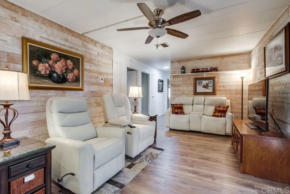 https://cdn.realtyfeed.com/cdn/127/306565681/4d8a0339cc8e6f08345565e87fc23ef1.webp