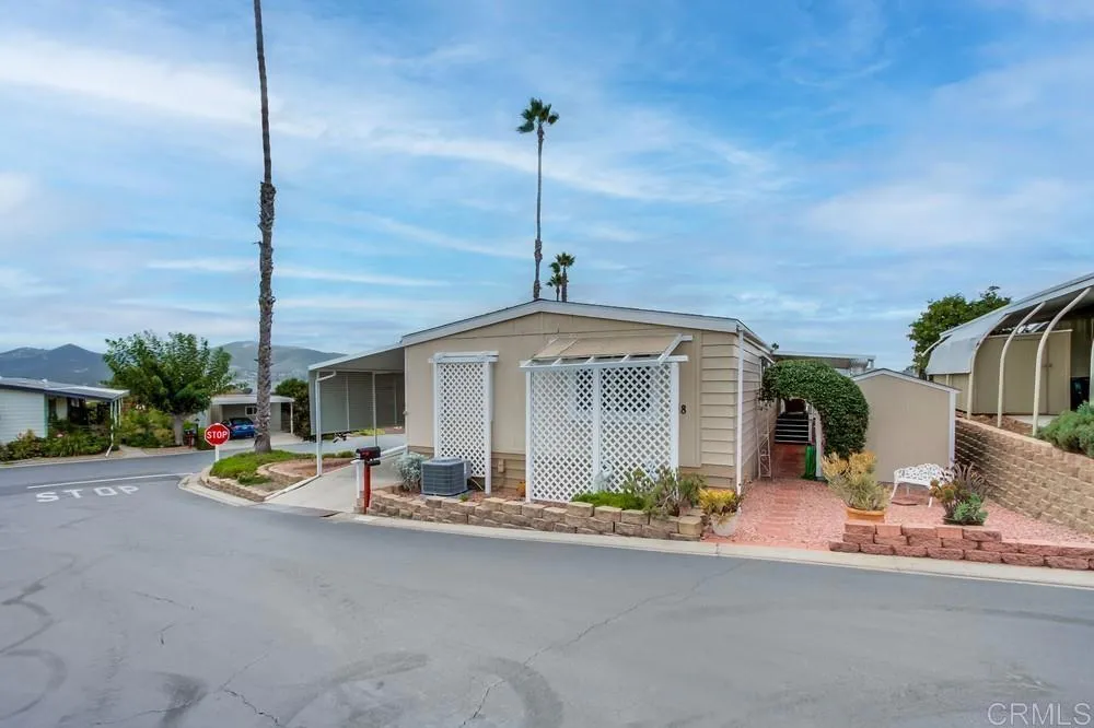 https://cdn.realtyfeed.com/cdn/127/306565681/e9b741b3a9ae08d1f00a710ceadf9dc7.webp