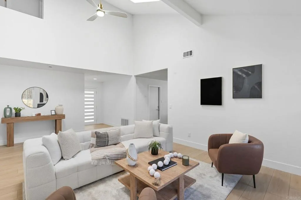 https://cdn.realtyfeed.com/cdn/127/306565728/1fd0dc0274e86c3e57d0990c610758b1.webp