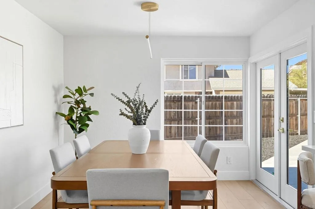 https://cdn.realtyfeed.com/cdn/127/306565728/698eca8d29a177aa5af2c586cbd504e4.webp