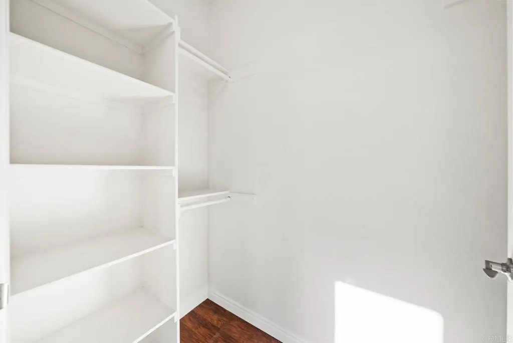 https://cdn.realtyfeed.com/cdn/127/306565781/45b001faf9d345ac83a3cf141b771b0c.webp