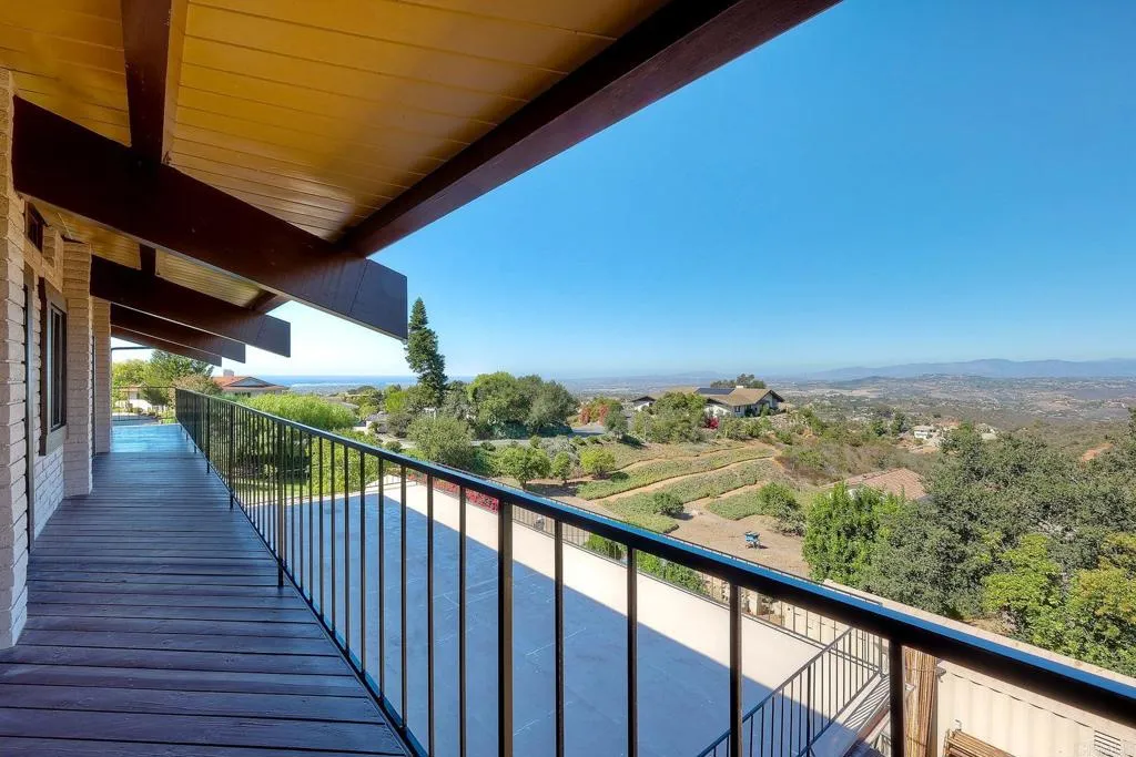 https://cdn.realtyfeed.com/cdn/127/306565813/3b106dd721221700d7ada66437c16e8b.webp