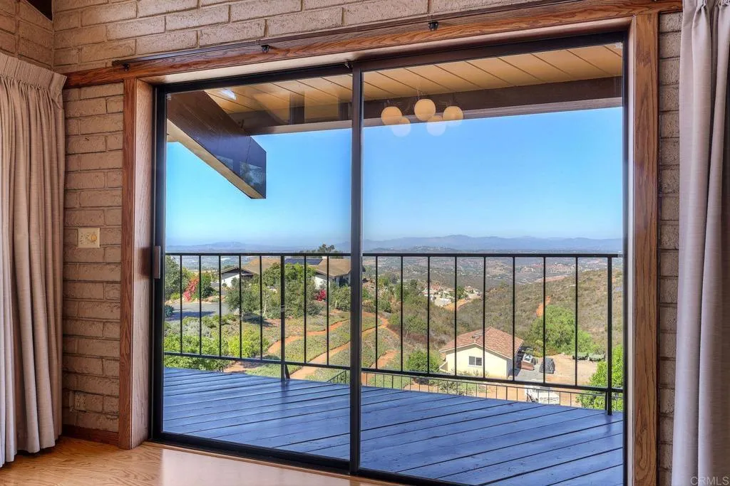 https://cdn.realtyfeed.com/cdn/127/306565813/648683ec64cd5b8e3e9d002dffd57dbe.webp