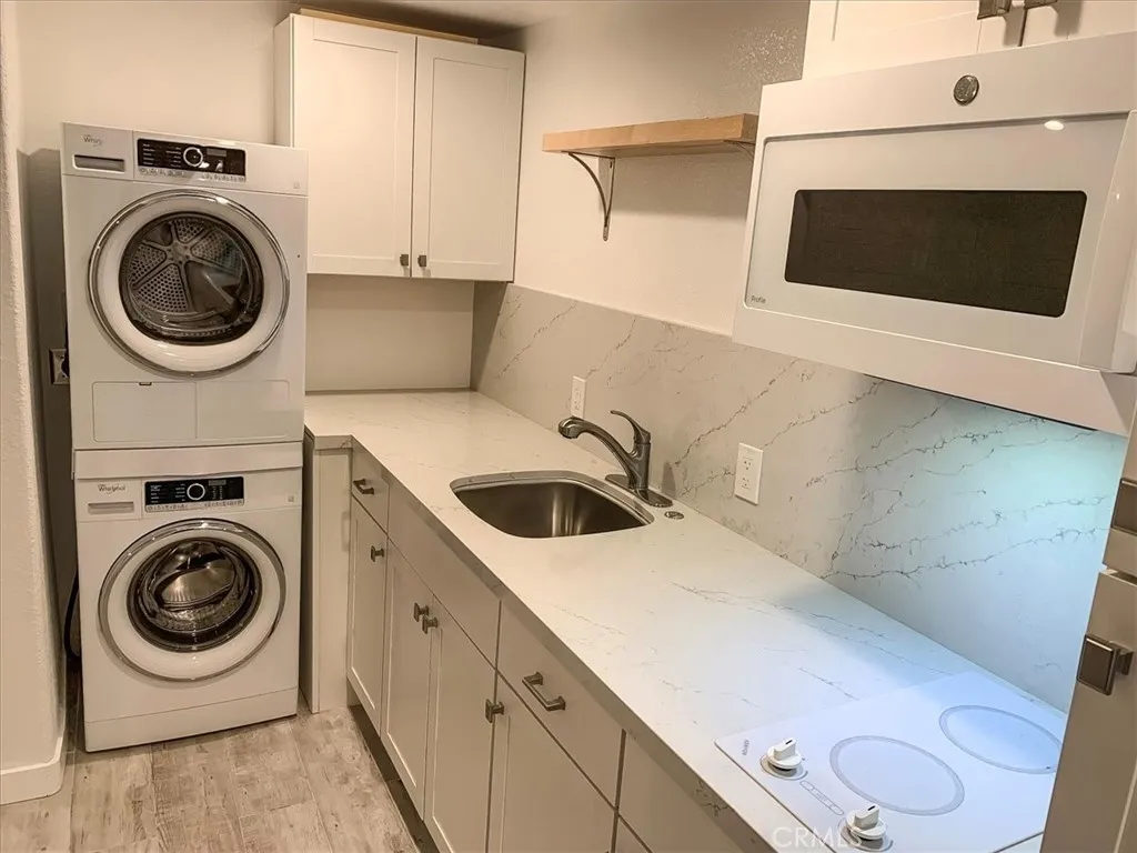https://cdn.realtyfeed.com/cdn/127/306565878/4ffc3e2a1c5b99b41998daf61e257097.webp
