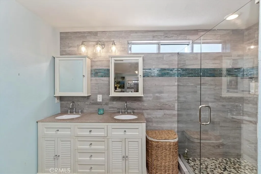 https://cdn.realtyfeed.com/cdn/127/306565878/8de1ec6baa766e4450ae9206b977cfa8.webp