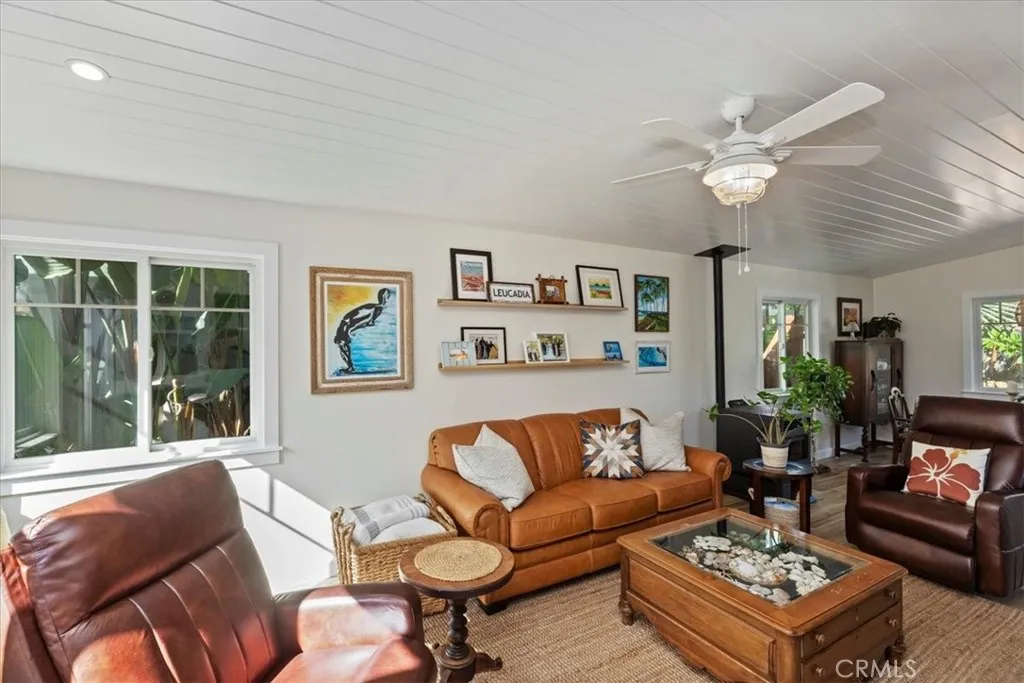 https://cdn.realtyfeed.com/cdn/127/306565878/a8f4bbf61bb7653af109657cc847534c.webp