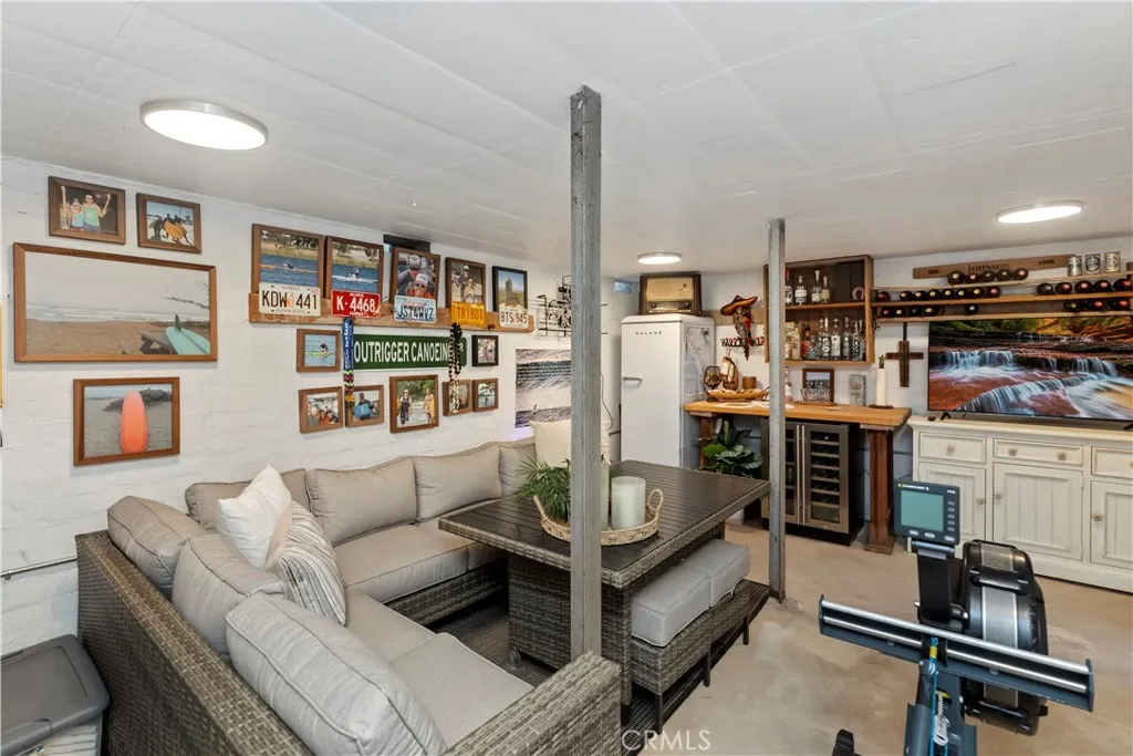 https://cdn.realtyfeed.com/cdn/127/306565878/cdc1d97bf8ed3dcf07bfe3e4294a5212.webp