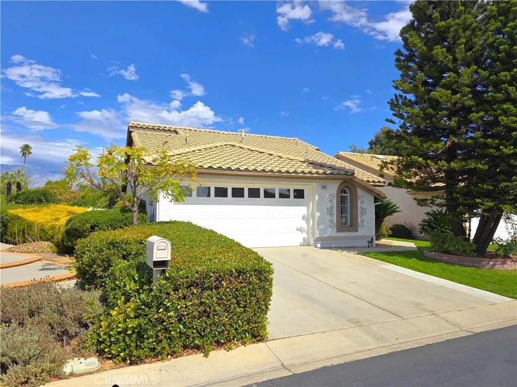 Banning, CA 92220