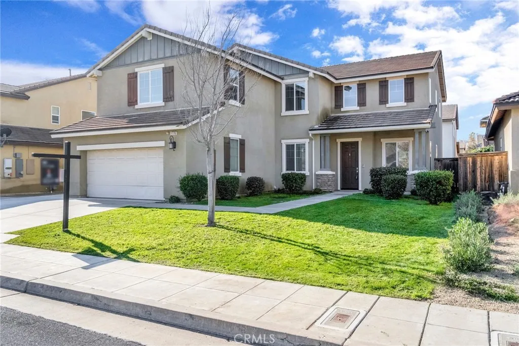 1776 Whiteash, Clovis, CA 93619