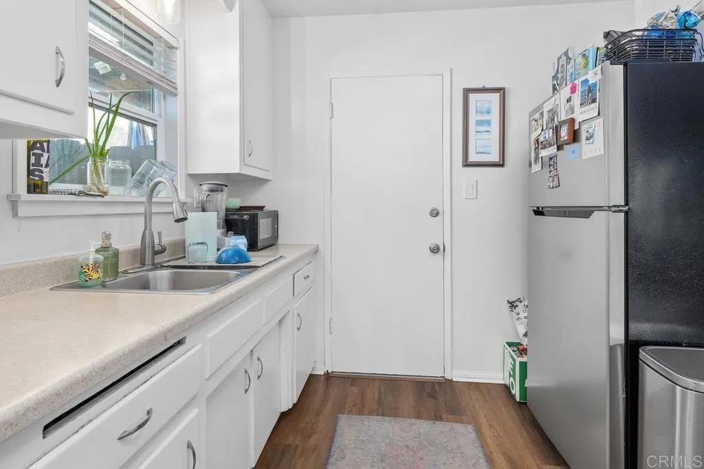 https://cdn.realtyfeed.com/cdn/127/306565927/7c1527cb3a4b088834146992965d1f3a.webp
