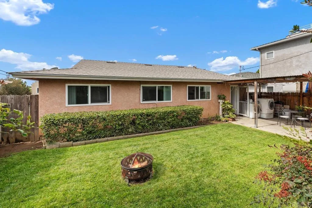 https://cdn.realtyfeed.com/cdn/127/306565927/87512d1e3a152721329e8953b590d010.webp