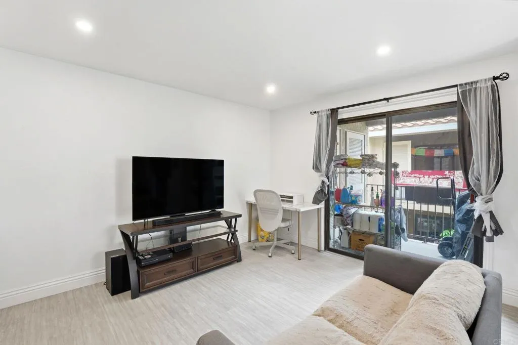 Mira Mesa, CA 92126