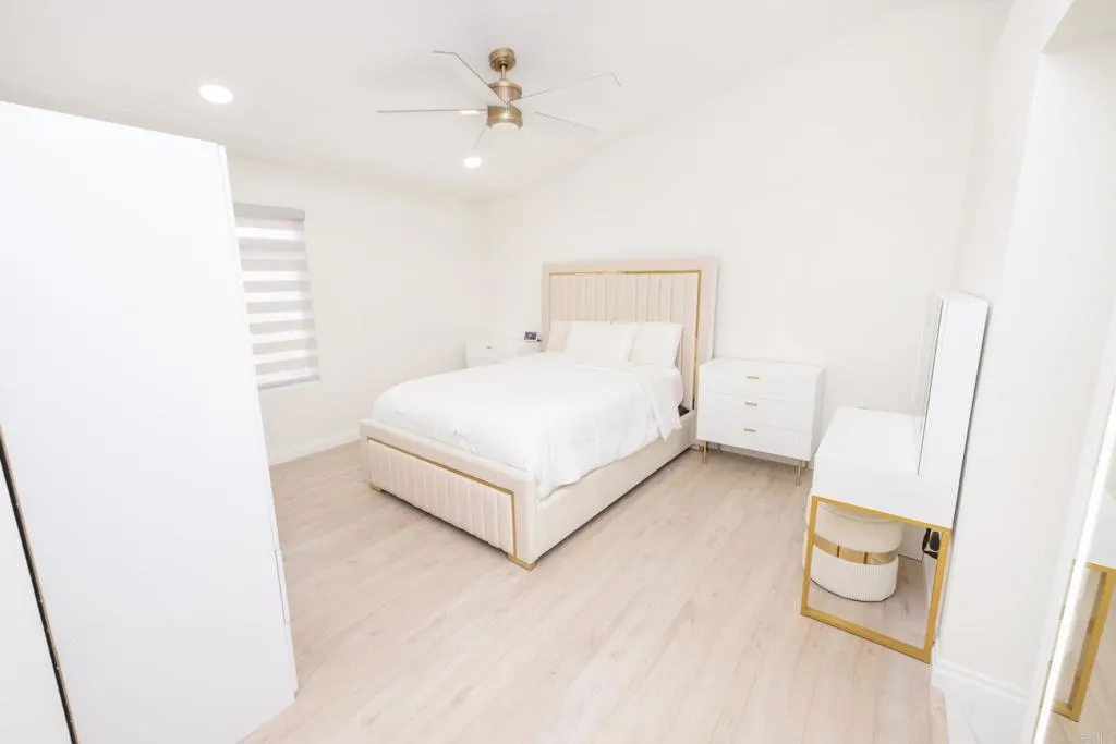 https://cdn.realtyfeed.com/cdn/127/306565997/7f1e5d5e66de61bf3048ae50ce27ed4c.webp