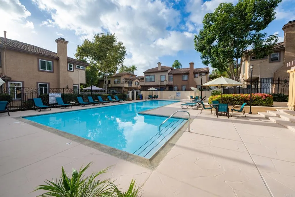 https://cdn.realtyfeed.com/cdn/127/306565997/a5c33a45cf47717c56cff1c07b4ff12e.webp