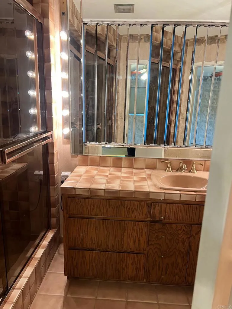 https://cdn.realtyfeed.com/cdn/127/306566045/b3eeea08b9e72ef6990d5469774a6fb8.webp