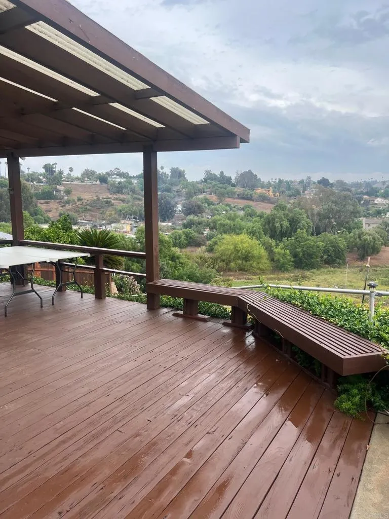 https://cdn.realtyfeed.com/cdn/127/306566045/ed54dbf699683d2dd8837678be2a472f.webp
