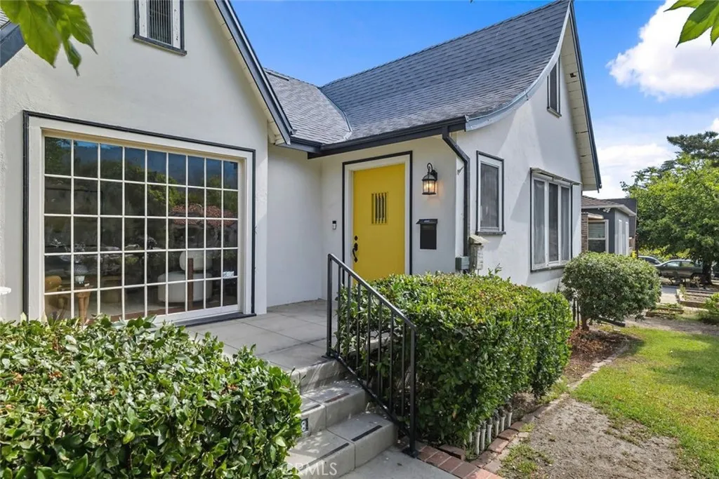 Glendale, CA 91208