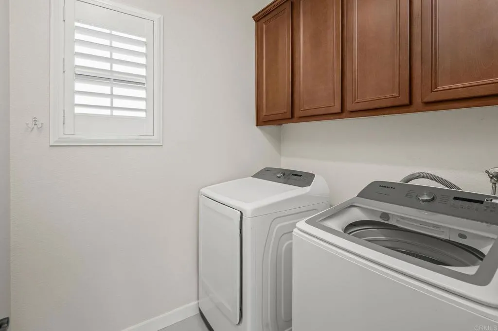 https://cdn.realtyfeed.com/cdn/127/306566096/8e8b687b419ac6e5d0973d18077628e4.webp