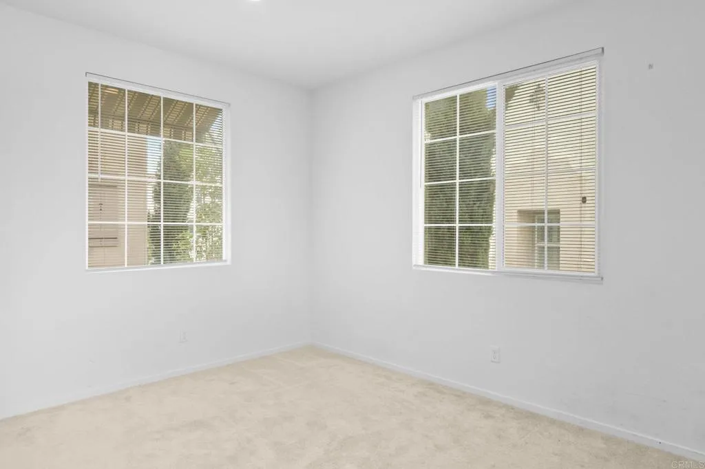 https://cdn.realtyfeed.com/cdn/127/306566099/18682909a7a1ec4490d3b9e147130b5b.webp