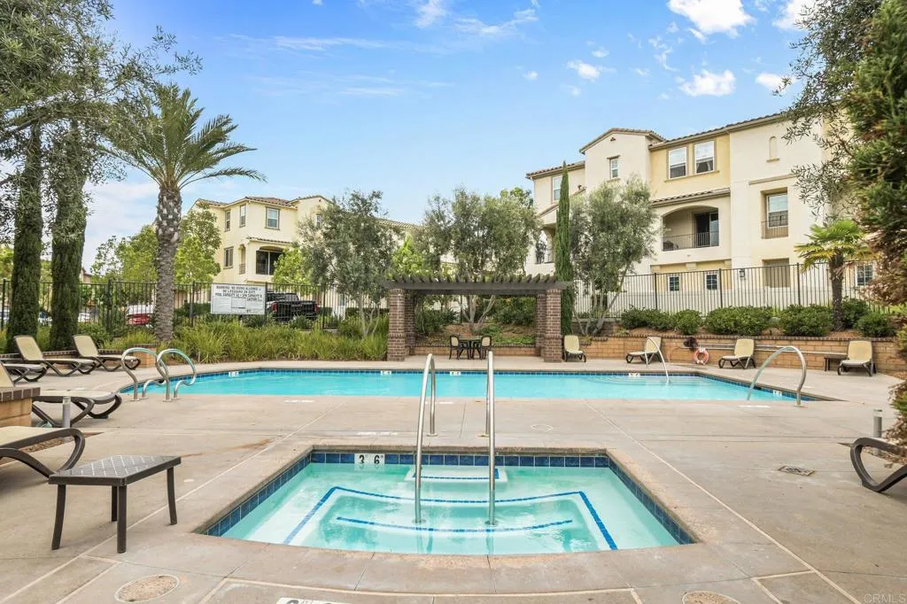 https://cdn.realtyfeed.com/cdn/127/306566099/4d7b68c41b5fb753d7bbe1d5111cea1c.webp
