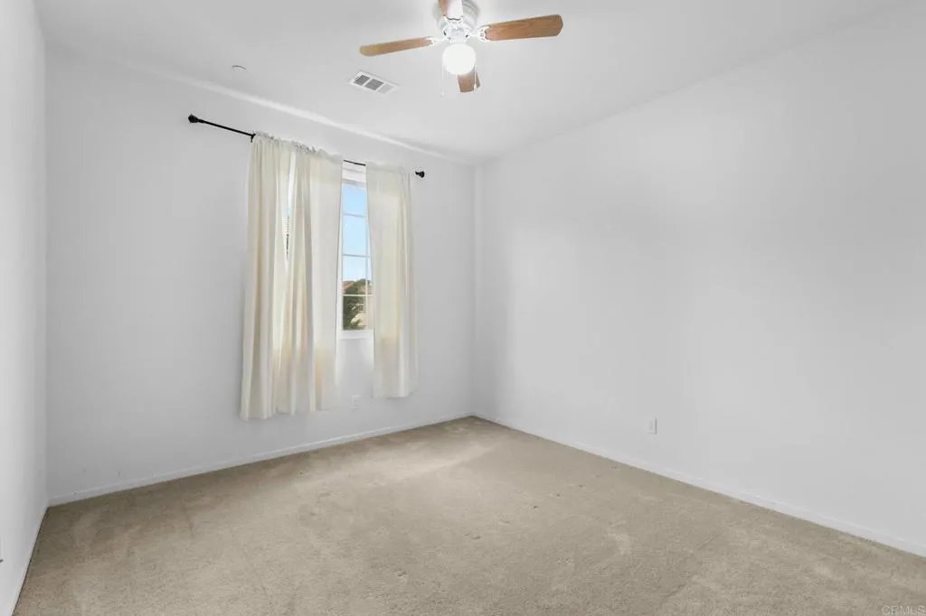https://cdn.realtyfeed.com/cdn/127/306566099/9a2e8dfbc03bb8b8285e12c287c3b600.webp