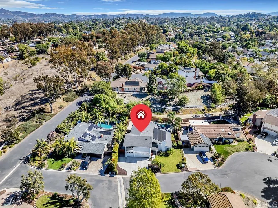 https://cdn.realtyfeed.com/cdn/127/306566106/4a2484d91d7b34424de42c58daee4c23.webp