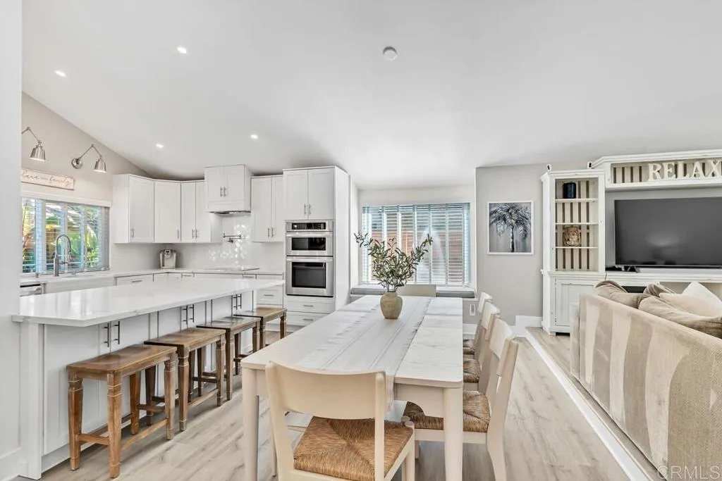 https://cdn.realtyfeed.com/cdn/127/306566106/8ede966fe56b43fcc8e9465f58285a09.webp