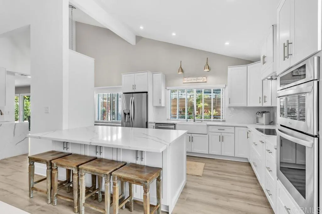 https://cdn.realtyfeed.com/cdn/127/306566106/a92cc542378f9407b2d754e7c4da2bf7.webp