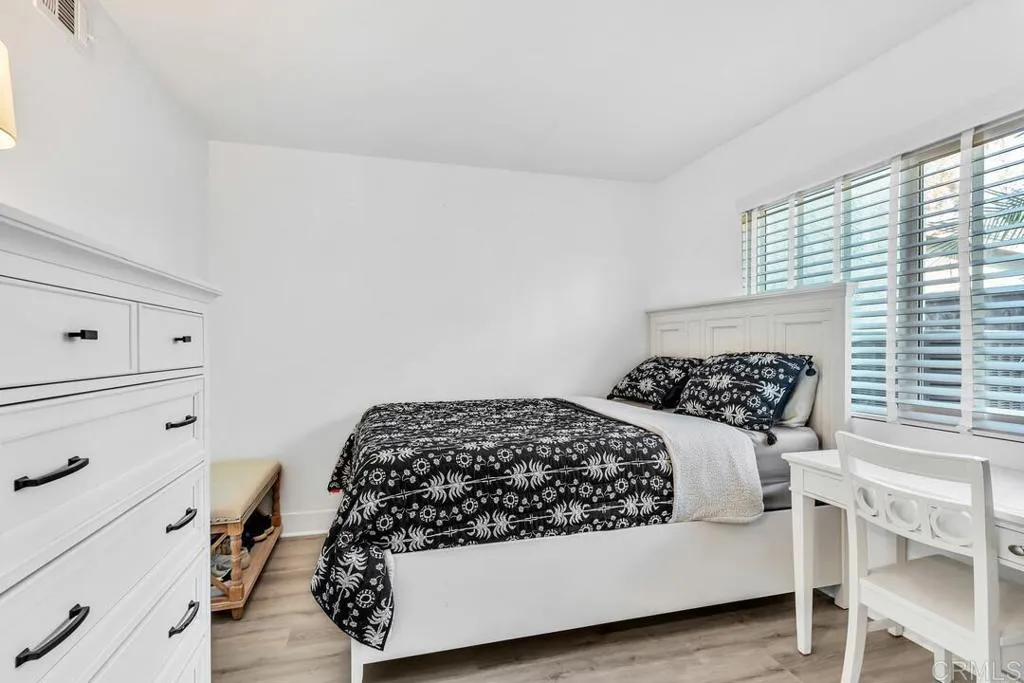 https://cdn.realtyfeed.com/cdn/127/306566106/eecd39848a672e5a9c33a59eea8a2be8.webp