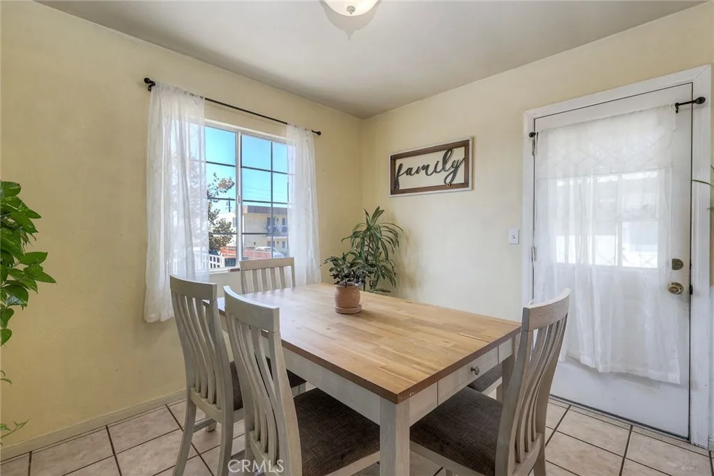https://cdn.realtyfeed.com/cdn/127/306566134/5eebb6229a2ccc21e764d64d3b41e73c.webp