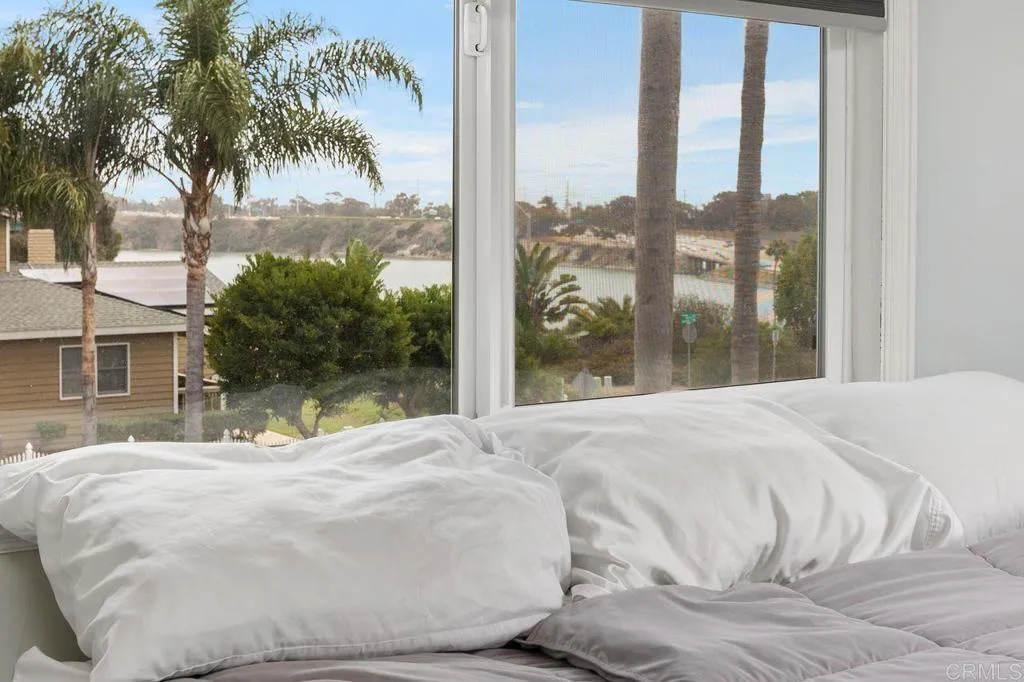 https://cdn.realtyfeed.com/cdn/127/306566178/07a0a5b3e8bee747ec24a45d6186cbe3.webp