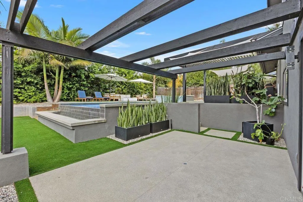 https://cdn.realtyfeed.com/cdn/127/306566178/1a4894276569f472267af4558ec49bfb.webp