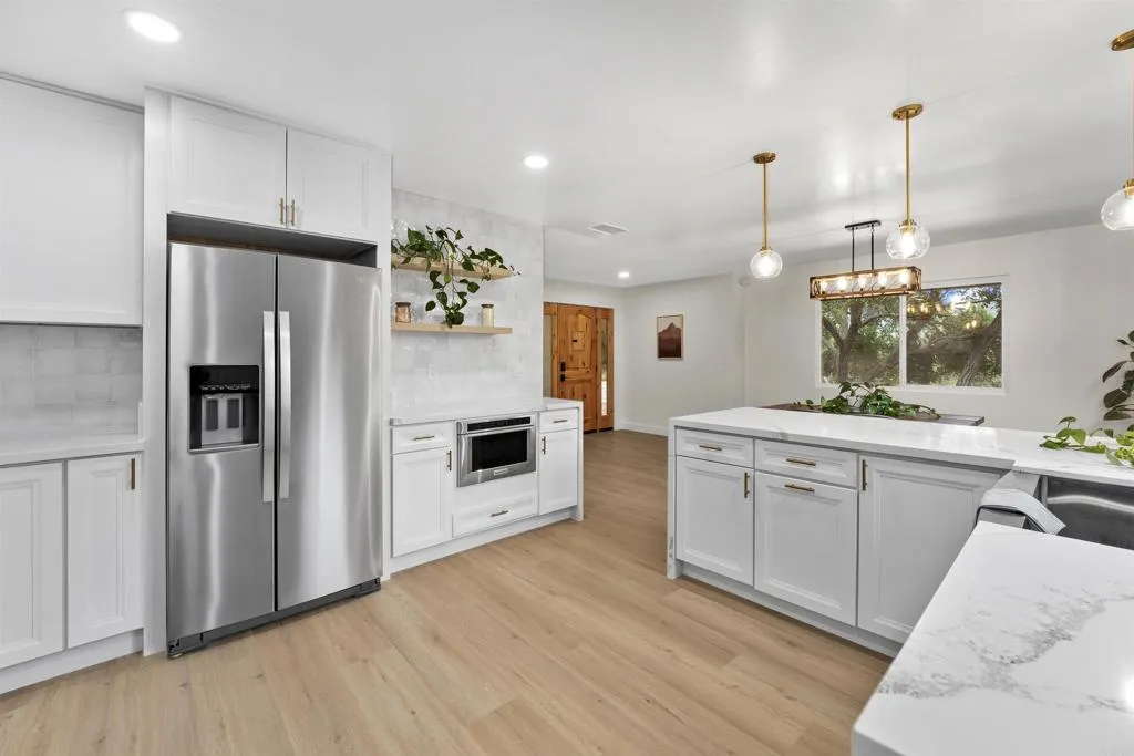 https://cdn.realtyfeed.com/cdn/127/306566182/6dd095b63bd4c3a9b8b373910d29f962.webp