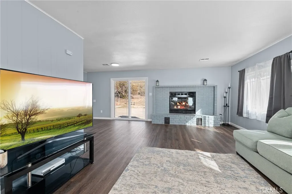 https://cdn.realtyfeed.com/cdn/127/306566192/3900c2b1c3a234c41fb63745de8c4e61.webp