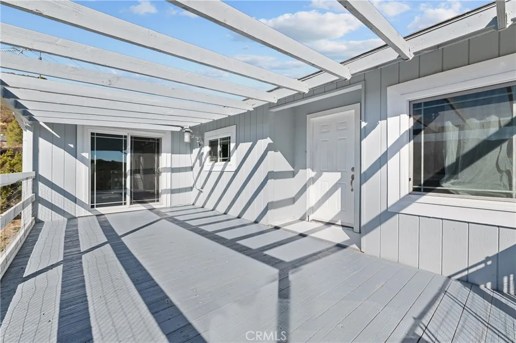 https://cdn.realtyfeed.com/cdn/127/306566192/43b7deaa53fd70bd35320bf377b6bbae.webp