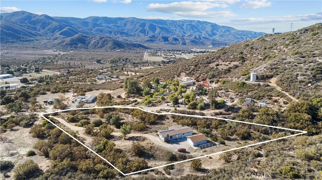 https://cdn.realtyfeed.com/cdn/127/306566192/43d8ac90450e16bc61afedf8c24cbbf1.webp