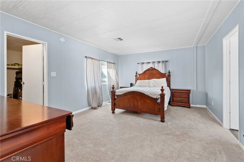 https://cdn.realtyfeed.com/cdn/127/306566192/a3b29d5d985b431b7ad88401b0d5f179.webp
