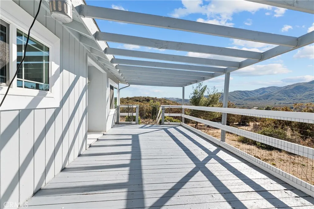 https://cdn.realtyfeed.com/cdn/127/306566192/e9d9c5f3c7e85750353ea630c63ae474.webp