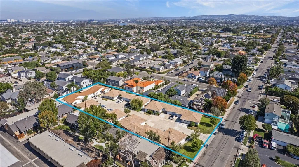 184 E 21st St, Costa Mesa, CA 92627 - Photo 4 of 9, Costa Mesa, CA