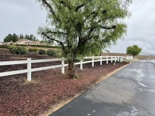 https://cdn.realtyfeed.com/cdn/127/306566305/d840ffcbe04c2da4a4e243c76ceeb145.webp