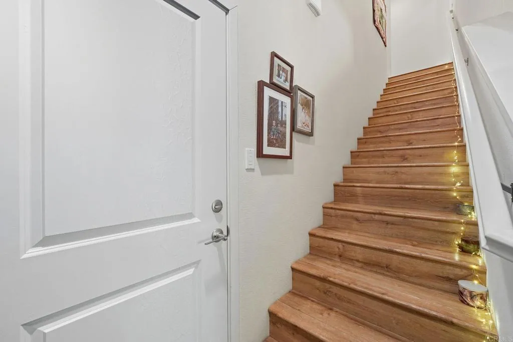 https://cdn.realtyfeed.com/cdn/127/306566309/0b56e729e10554149a1f951f1156138c.webp