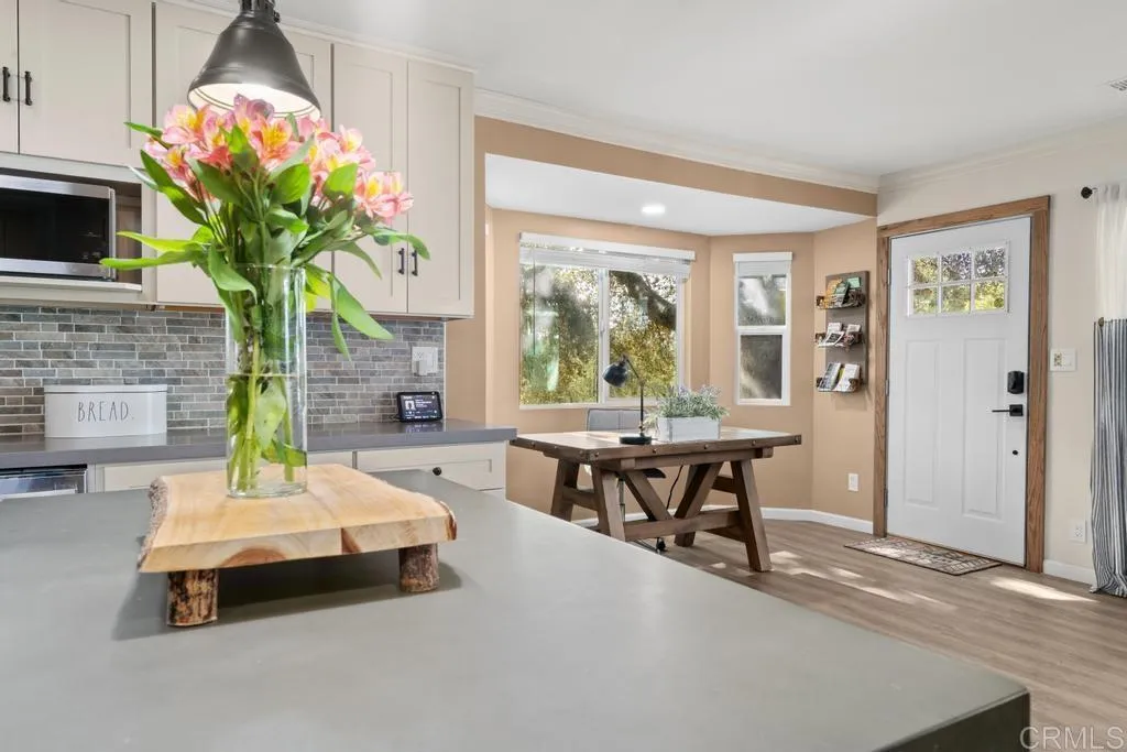 https://cdn.realtyfeed.com/cdn/127/306566332/3fc16046c8c38a7f47b89c0798a1fa20.webp