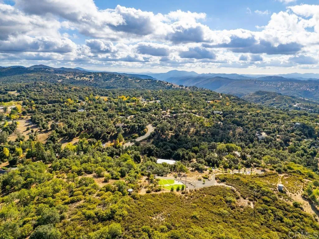 https://cdn.realtyfeed.com/cdn/127/306566332/9db61a66e09d821787d9cc44d50f122e.webp