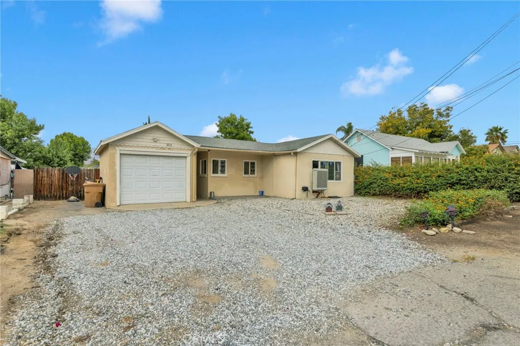 1815 Capri Avenue, Mentone, CA 92359 - Photo 2 of 40, Mentone, CA