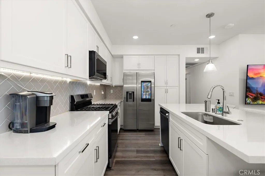 11063 Wander, Rancho Cucamonga, CA 91730 - Photo 5 of 28, Rancho Cucamonga, CA