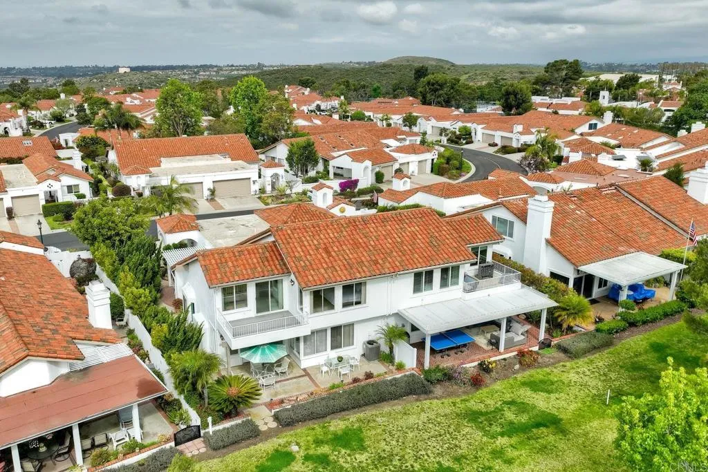 https://cdn.realtyfeed.com/cdn/127/306566448/0d22b49d428583cd1c467154b78e6d7a.webp