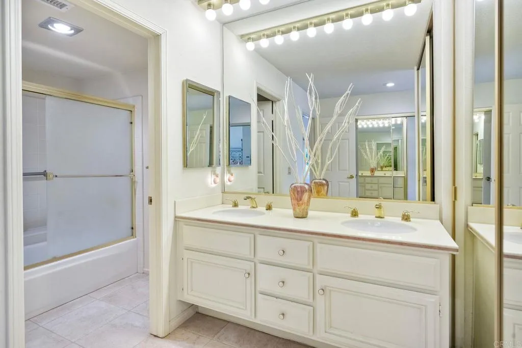 https://cdn.realtyfeed.com/cdn/127/306566448/ca5c0c36cad02360885d47a865660dbd.webp